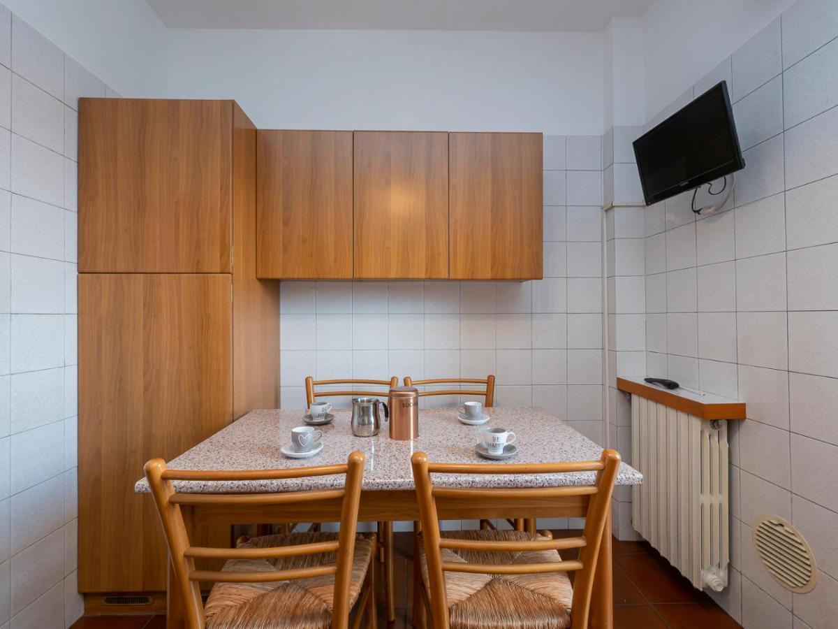 I Host Apartment - Appennini 53 Milan Exterior photo