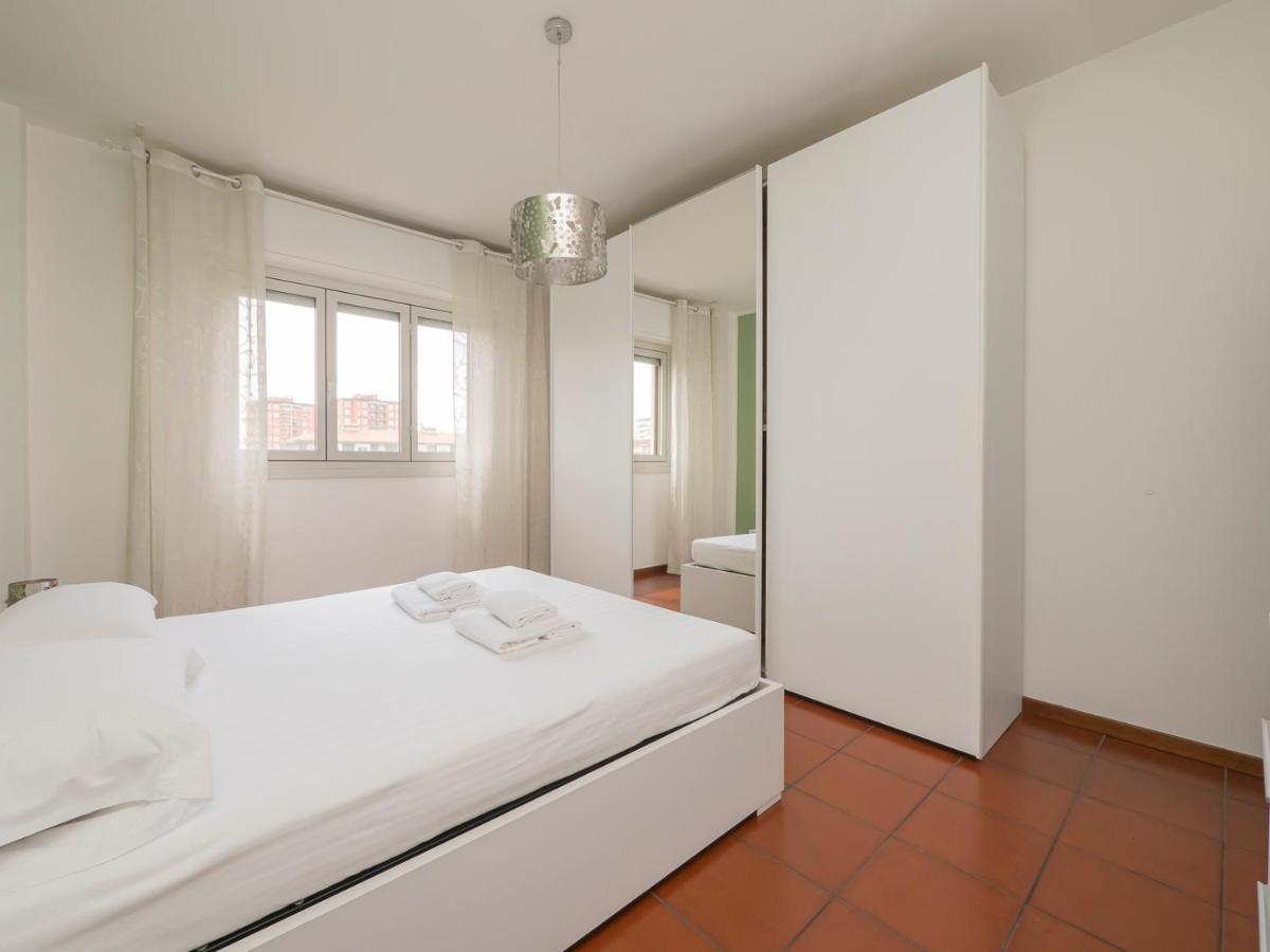 I Host Apartment - Appennini 53 Milan Exterior photo