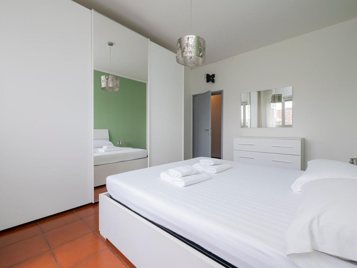 I Host Apartment - Appennini 53 Milan Exterior photo